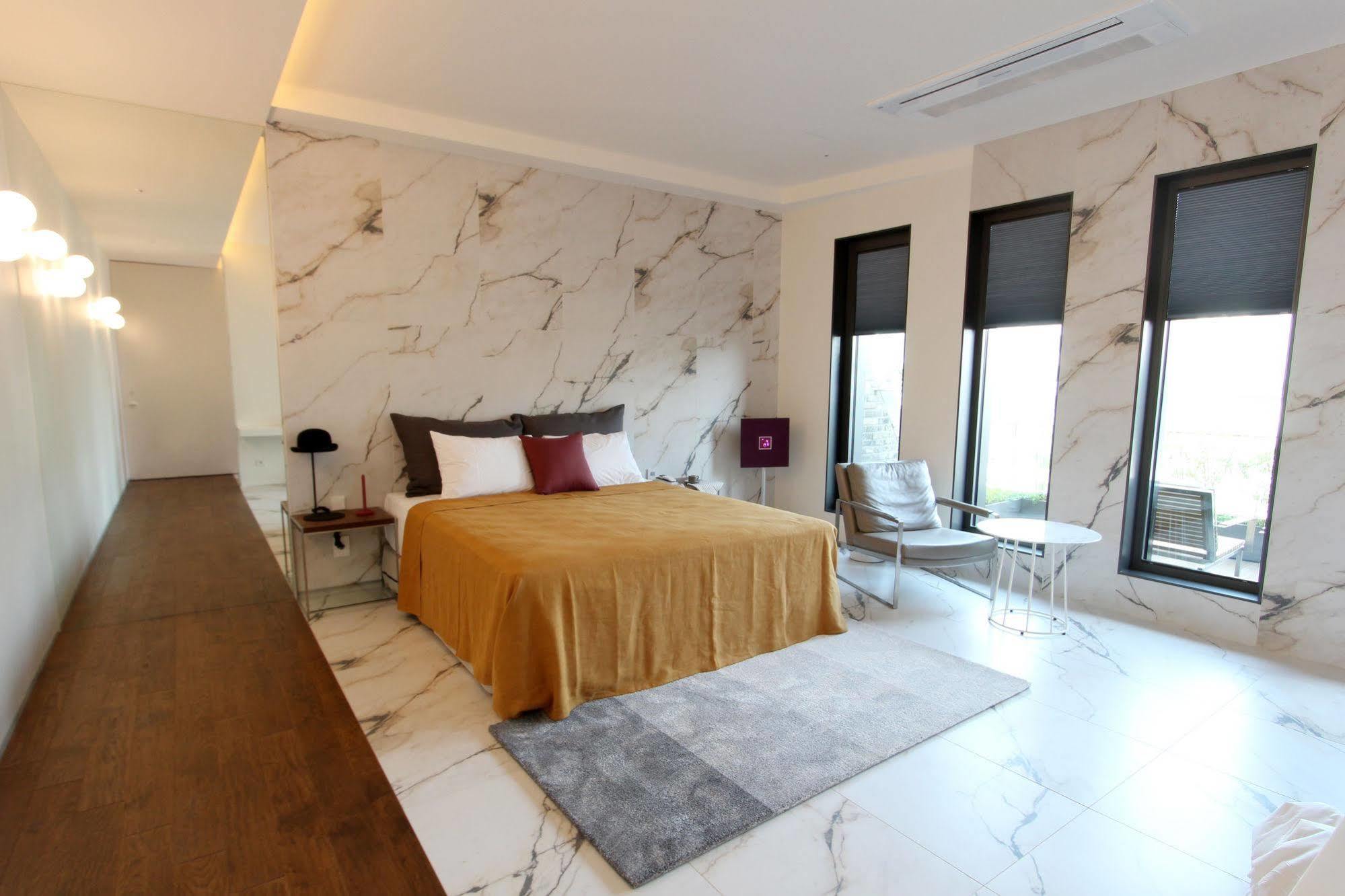 Snow Hotel โซล ภายนอก รูปภาพ